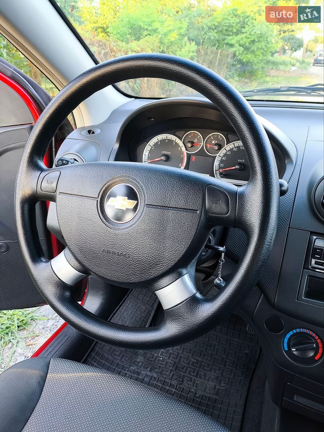 Chevrolet Aveo 2011 VIN KL1SF69YEBB280331 фото оголошення 14 з 37