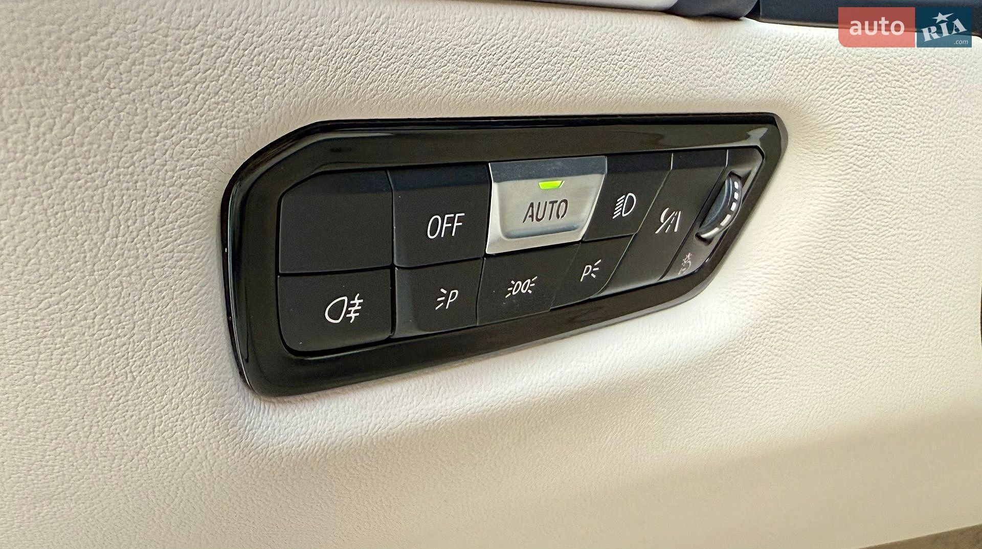 BMW M8 2020 VIN WBSAE01040CE42228 фото оголошення 27 з 58
