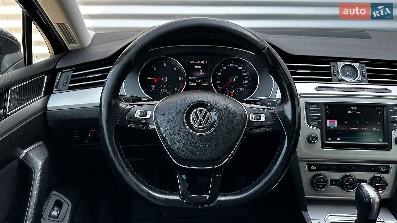 Volkswagen Passat 2016 VIN WVWZZZ3CZHE060704 фото оголошення 14 з 29