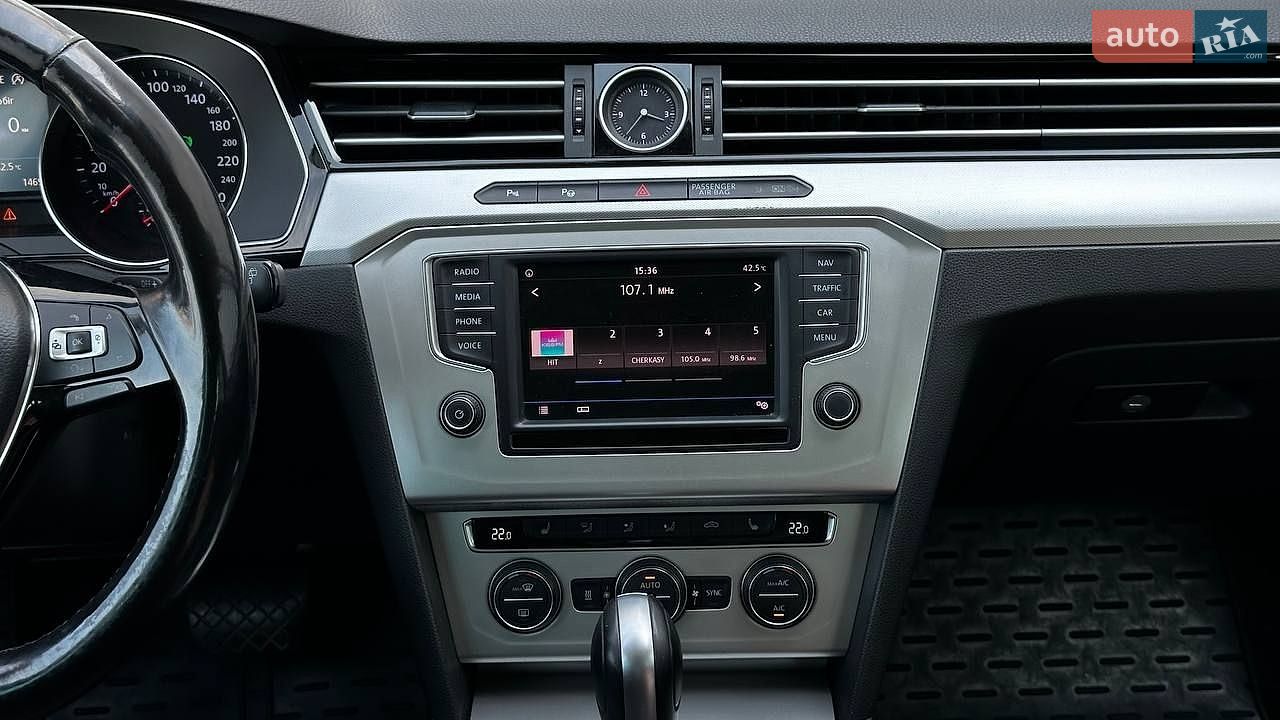 Volkswagen Passat 2016 VIN WVWZZZ3CZHE060704 фото оголошення 21 з 29