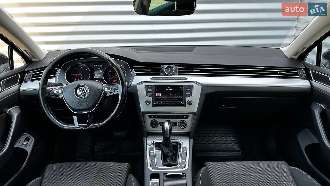 Volkswagen Passat 2016 VIN WVWZZZ3CZHE060704 фото оголошення 16 з 29