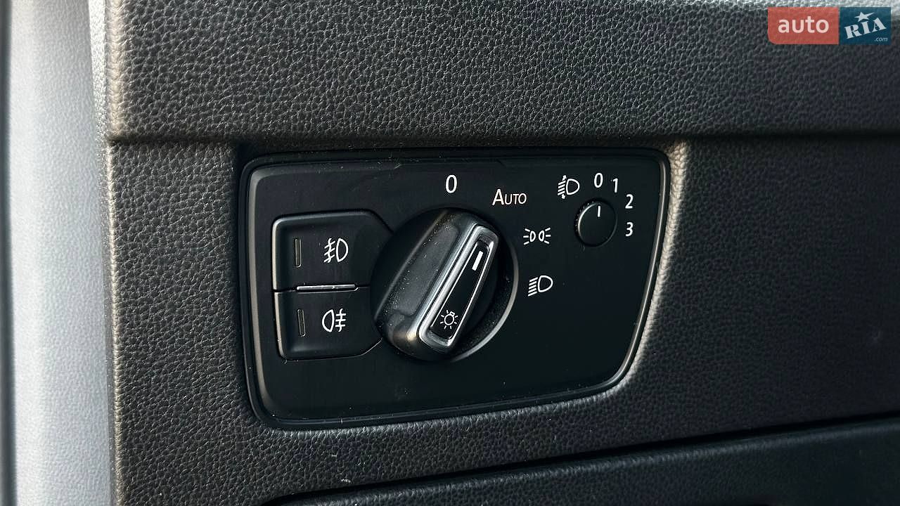 Volkswagen Passat 2016 VIN WVWZZZ3CZHE060704 фото оголошення 10 з 29