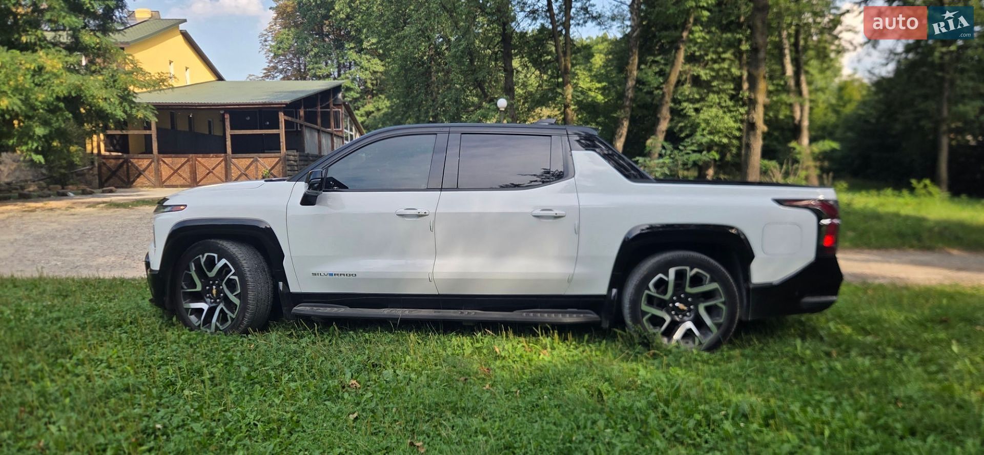 Chevrolet Silverado EV 2024 VIN 1GC40ZEL9RU301784 фото оголошення 8 з 33