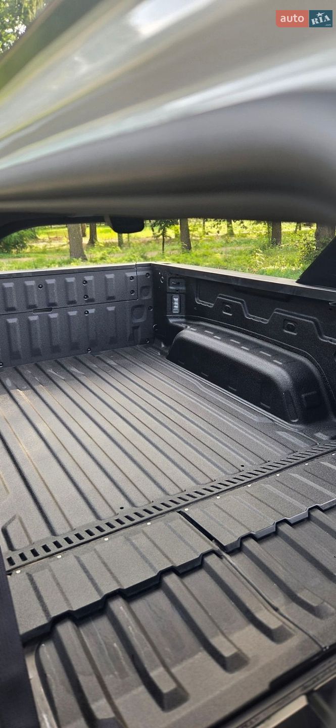 Chevrolet Silverado EV 2024 VIN 1GC40ZEL9RU301784 фото оголошення 28 з 33