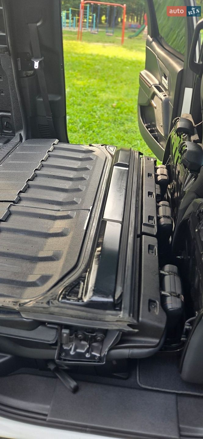 Chevrolet Silverado EV 2024 VIN 1GC40ZEL9RU301784 фото оголошення 29 з 33