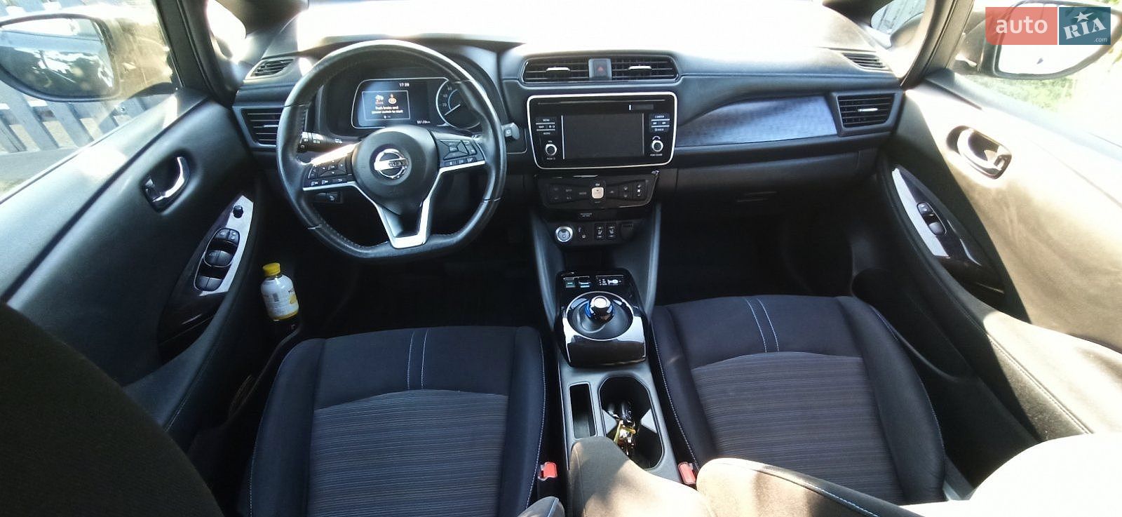 Nissan Leaf 2018 VIN SJNFAAZE1U0000996 фото оголошення 14 з 17