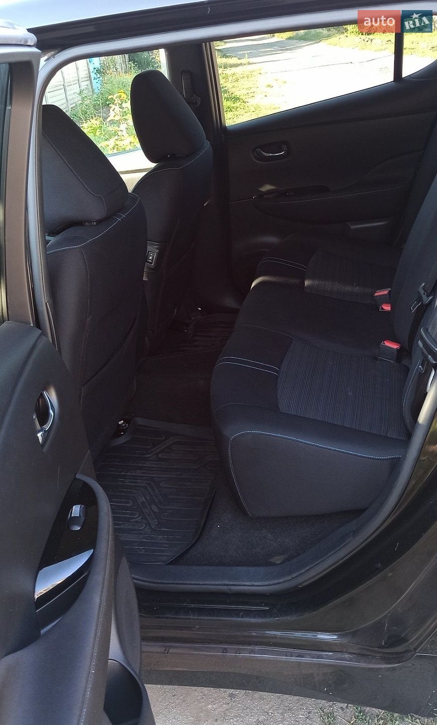 Nissan Leaf 2018 VIN SJNFAAZE1U0000996 фото оголошення 11 з 17
