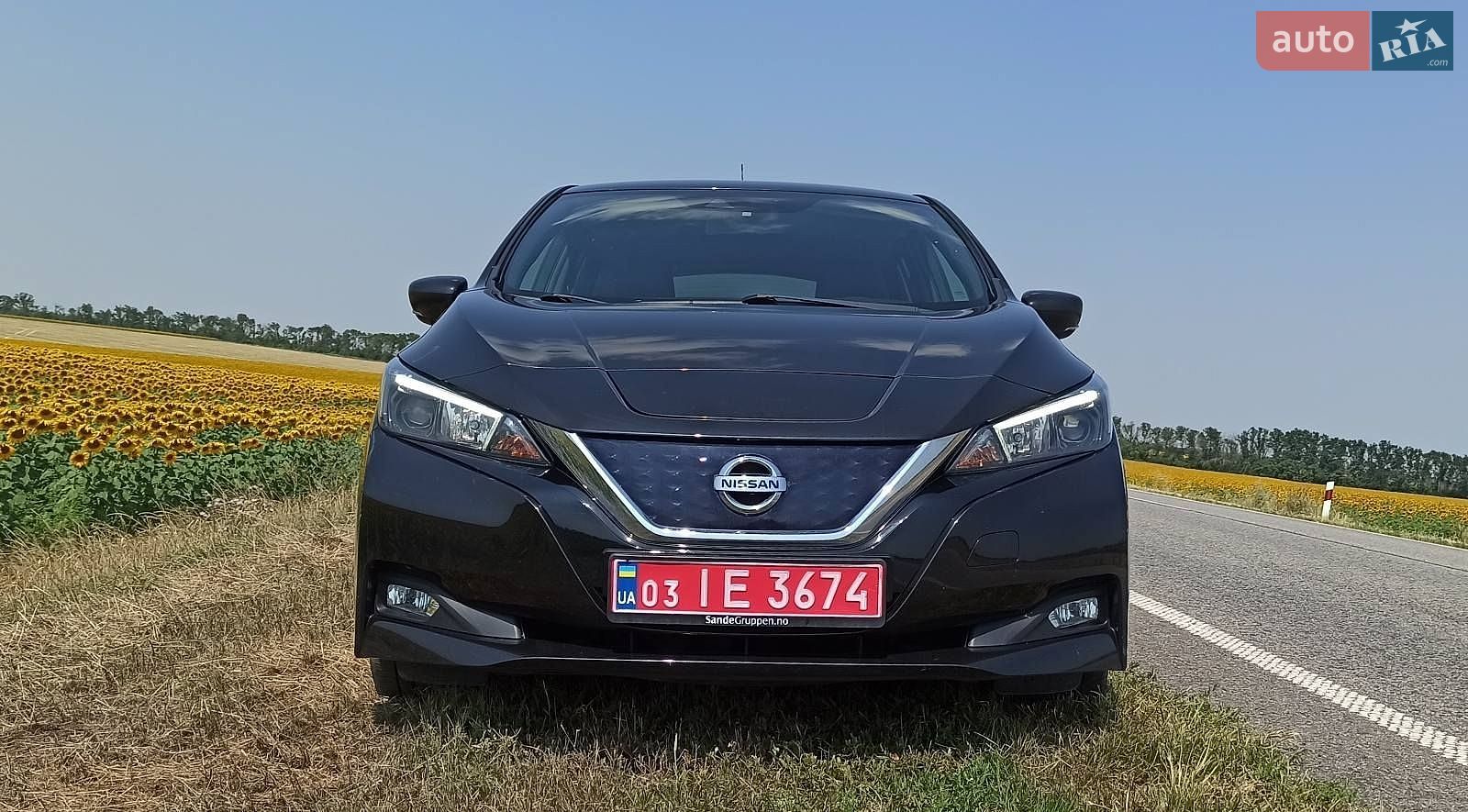 Nissan Leaf 2018 VIN SJNFAAZE1U0000996 фото оголошення 3 з 17
