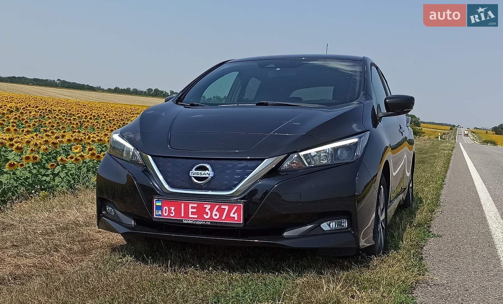 Nissan Leaf 2018 VIN SJNFAAZE1U0000996 фото оголошення 4 з 17