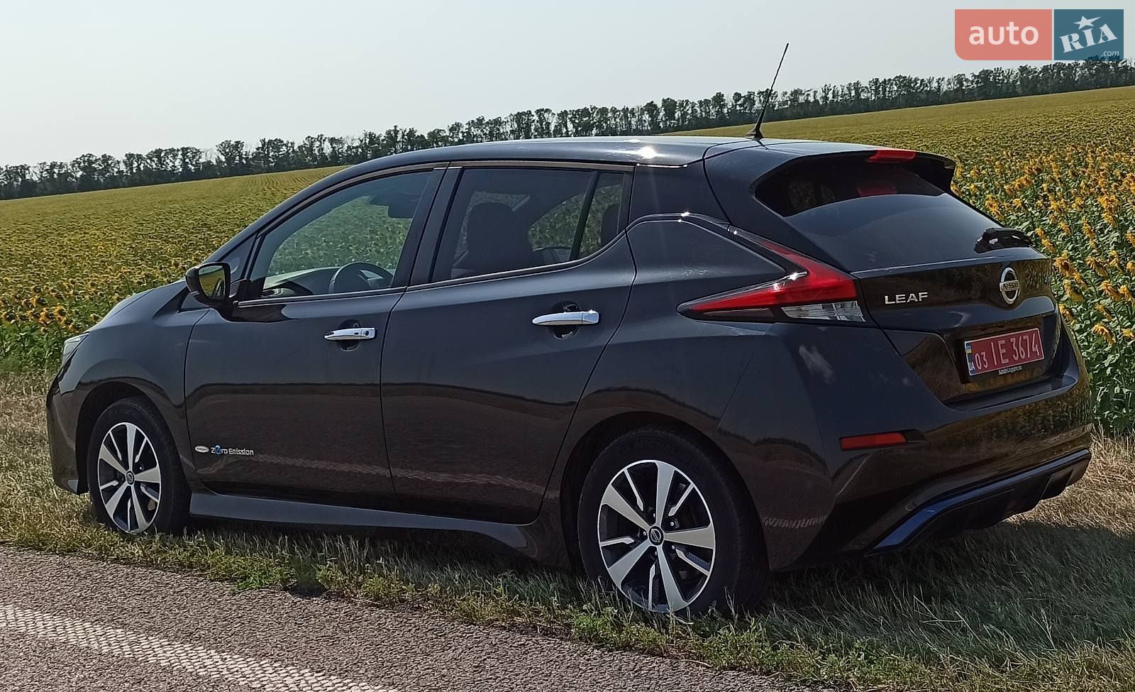 Nissan Leaf 2018 VIN SJNFAAZE1U0000996 фото оголошення 5 з 17