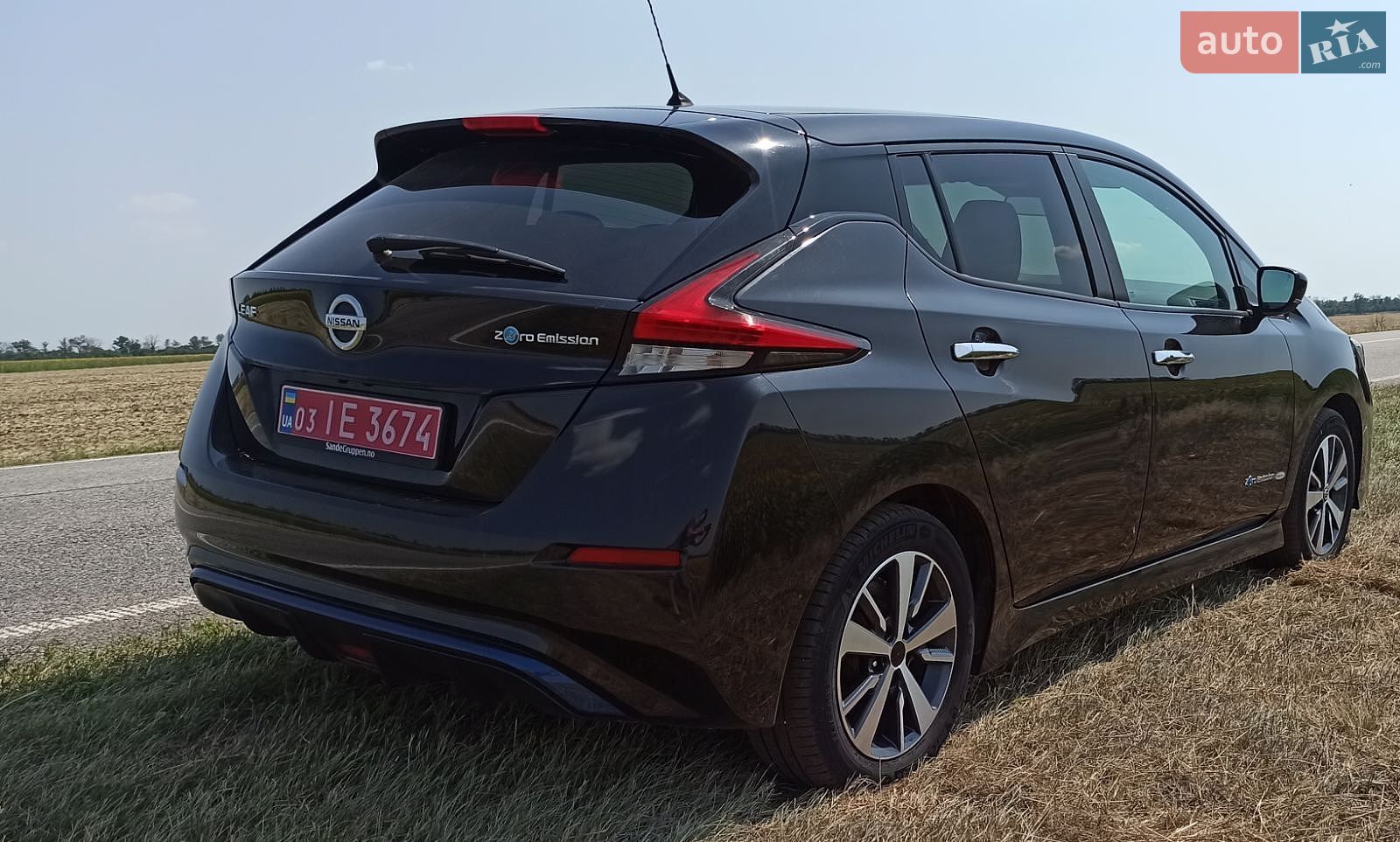 Nissan Leaf 2018 VIN SJNFAAZE1U0000996 фото оголошення 9 з 17