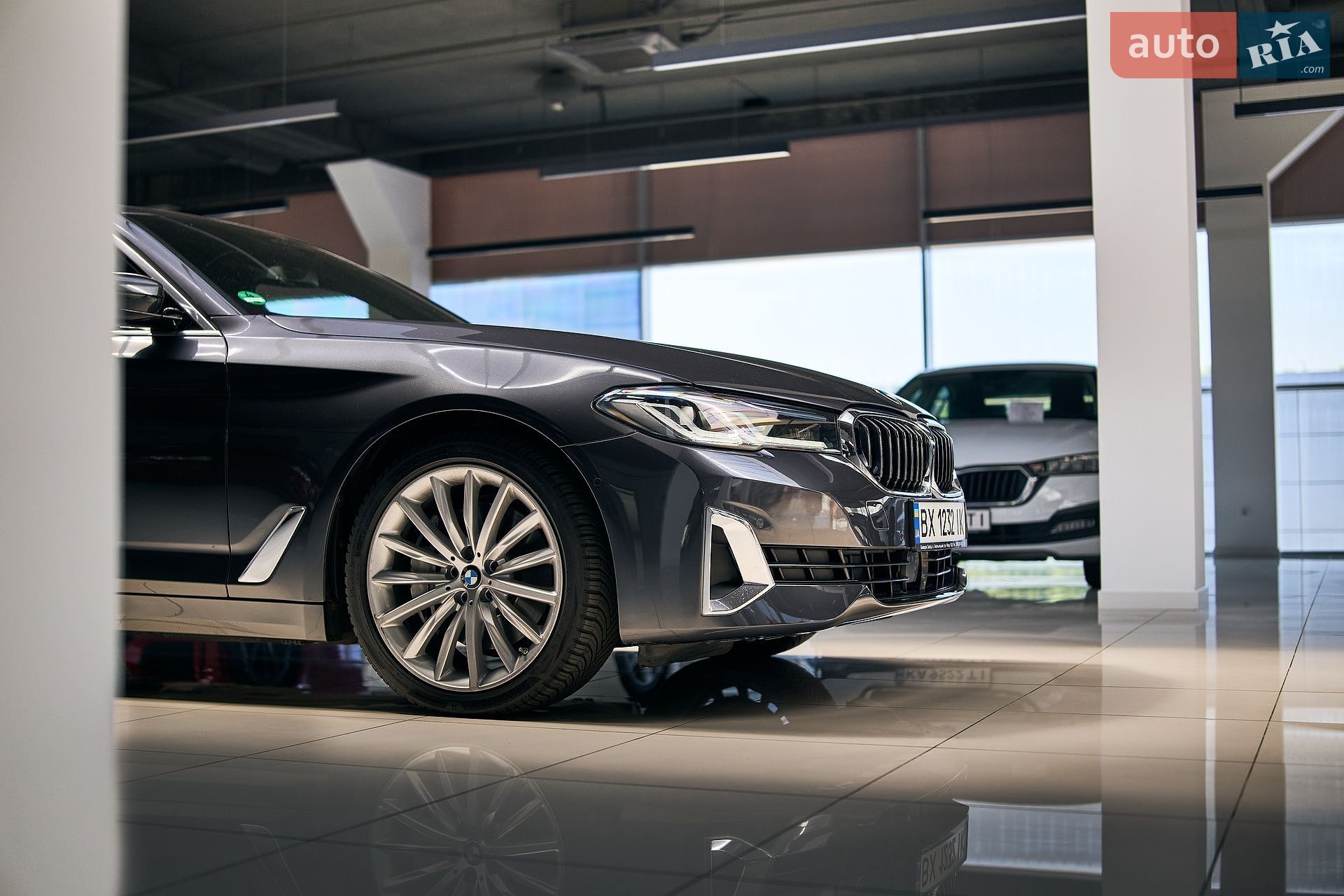 BMW 5 Series 2021 VIN WBA11AH060CH59844 фото оголошення 9 з 78