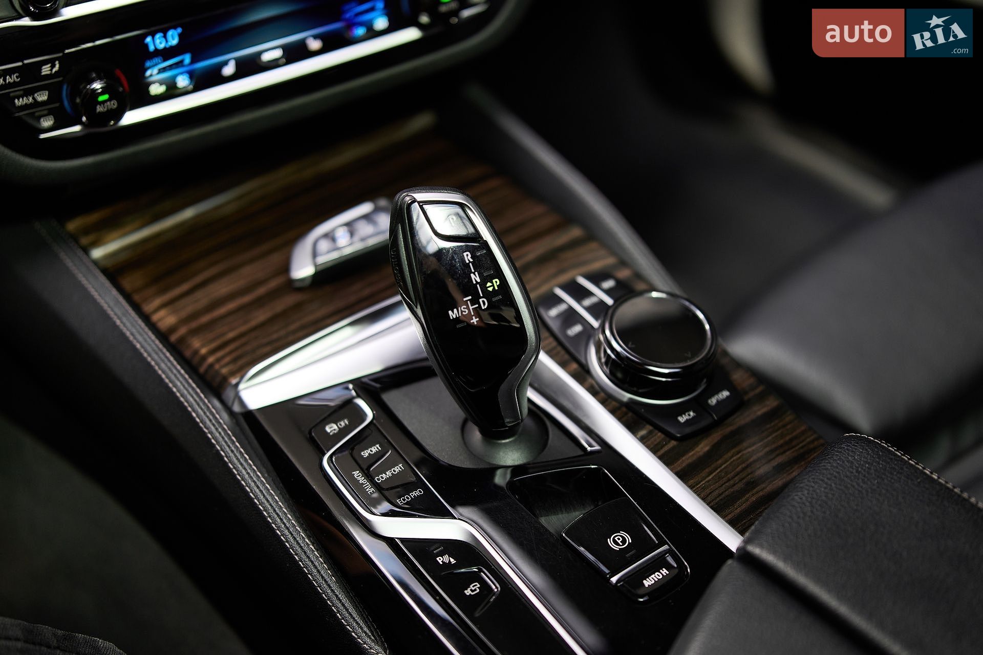 BMW 5 Series 2021 VIN WBA11AH060CH59844 фото оголошення 36 з 78