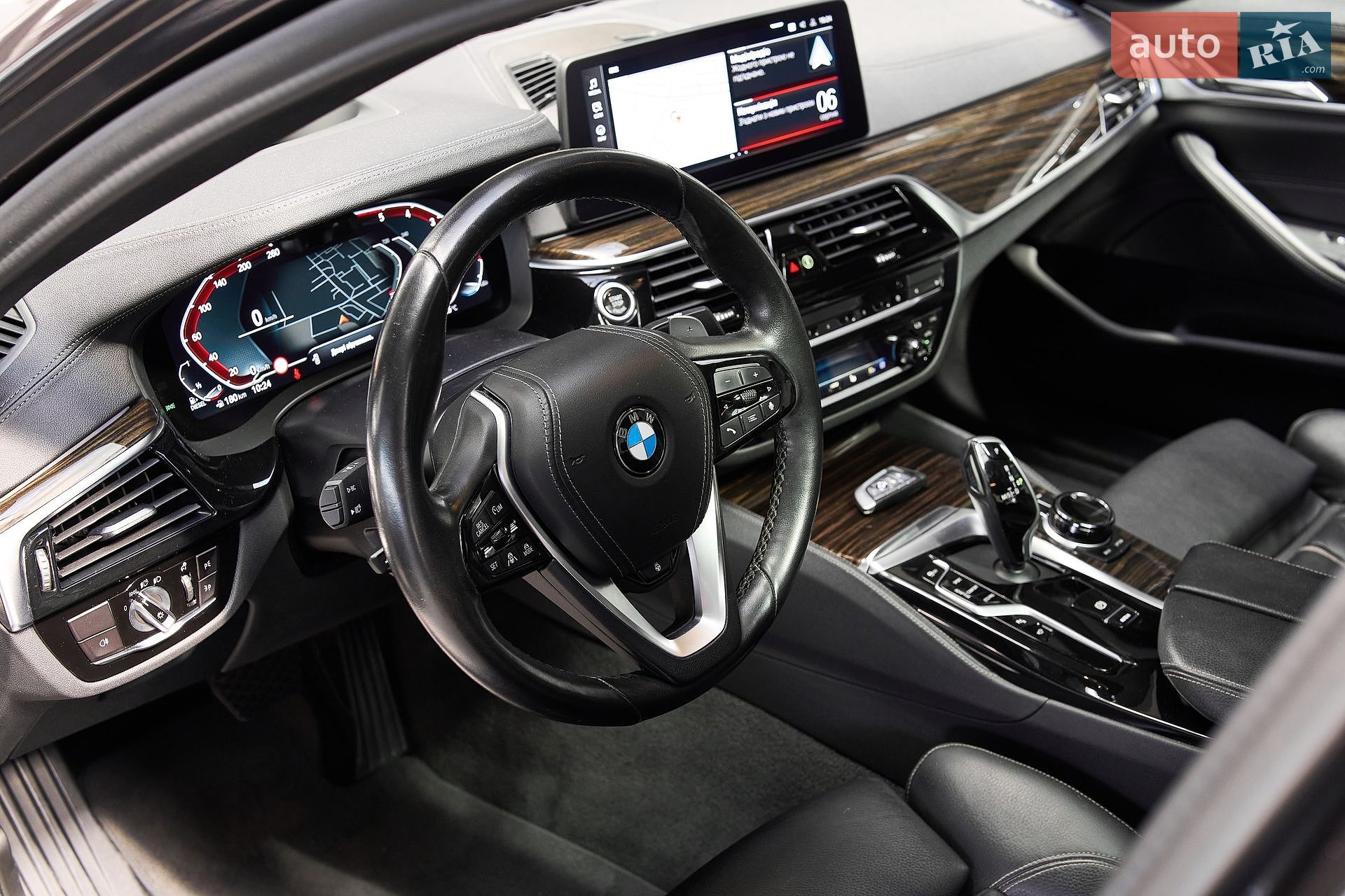 BMW 5 Series 2021 VIN WBA11AH060CH59844 фото оголошення 29 з 78