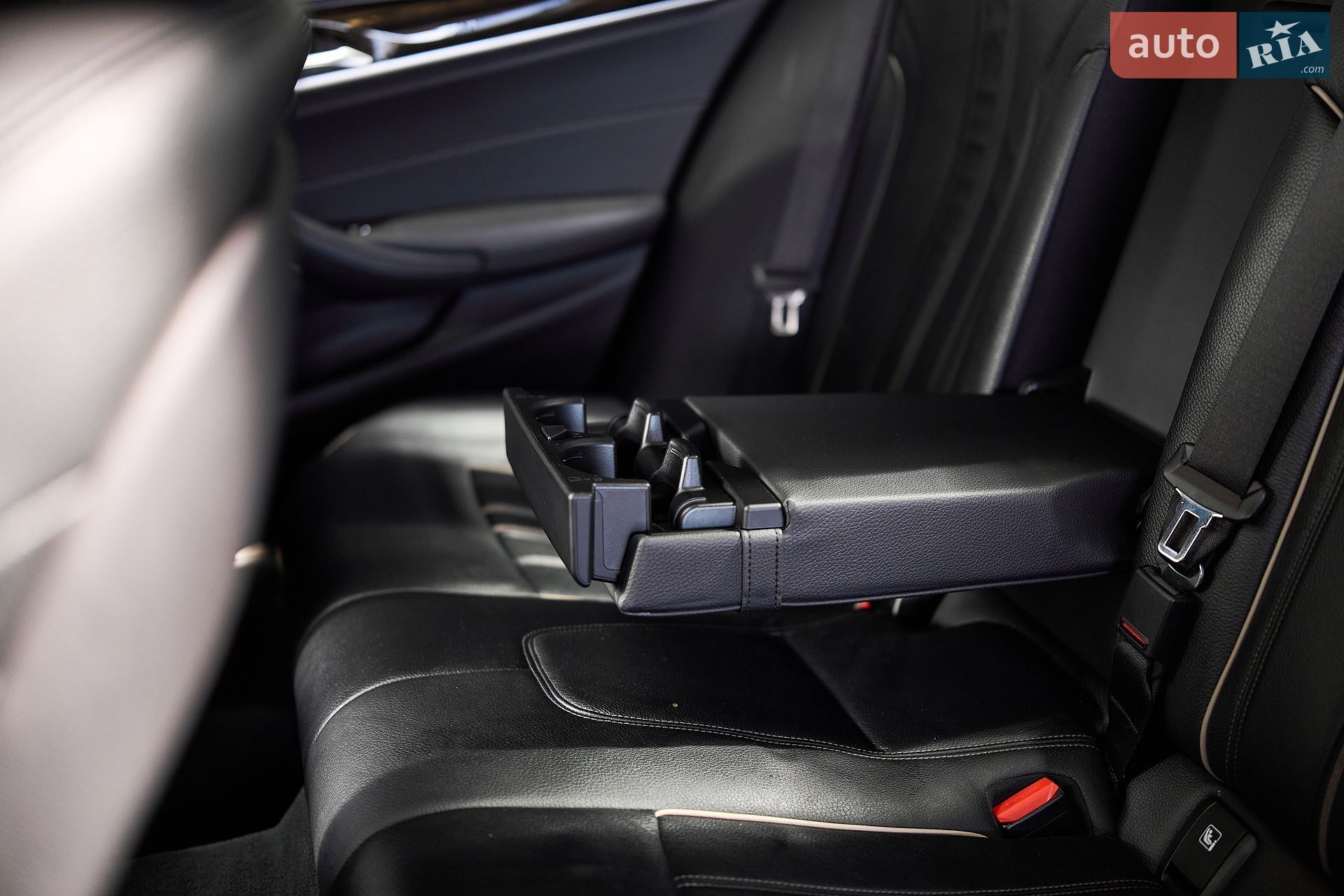 BMW 5 Series 2021 VIN WBA11AH060CH59844 фото оголошення 68 з 78