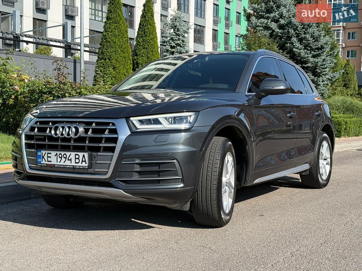 Audi Q5 2019 VIN WA1ANAFY8K2053216 фото оголошення 2 з 15