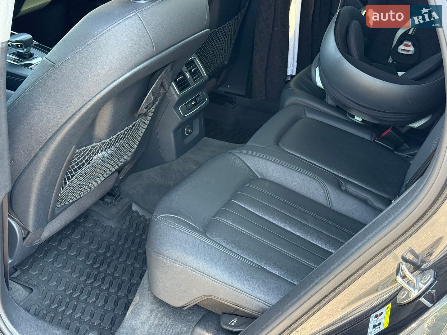 Audi Q5 2019 VIN WA1ANAFY8K2053216 фото оголошення 11 з 15