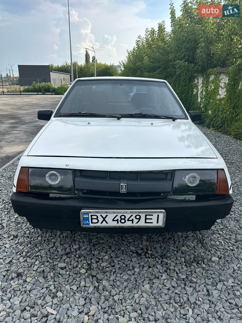 ВАЗ / Lada 2109 1988 VIN XTA210900J0397507 фото оголошення 2 з 8