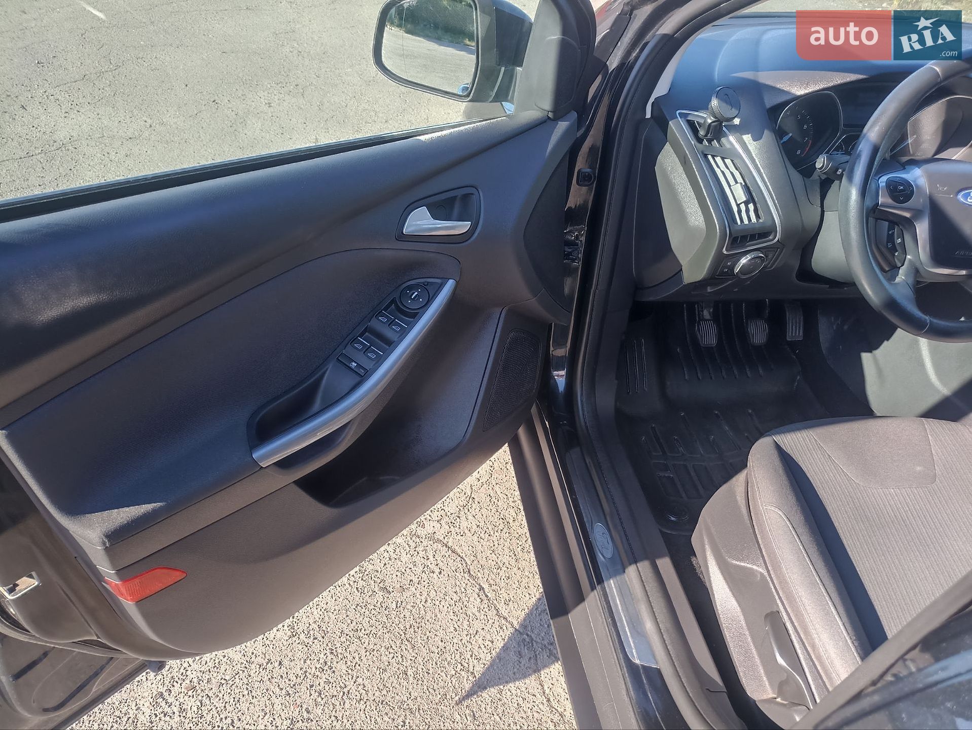 Ford Focus 2011 VIN WF0LXXGCBLBT68575 фото оголошення 34 з 42