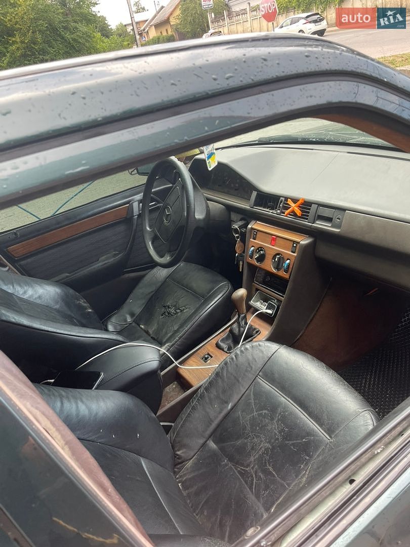 Mercedes-Benz E-Class 1985 VIN WDB1240231A115828 фото оголошення 6 з 13