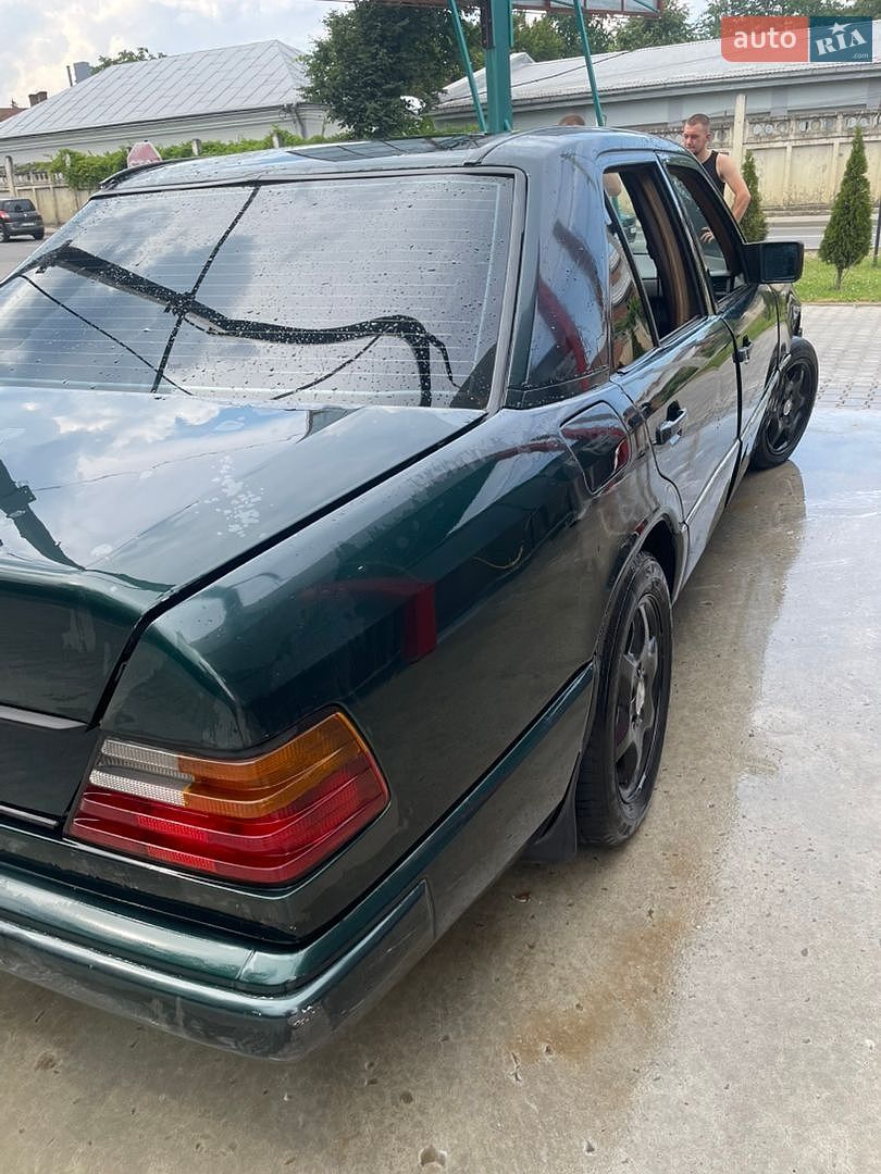 Mercedes-Benz E-Class 1985 VIN WDB1240231A115828 фото оголошення 7 з 13