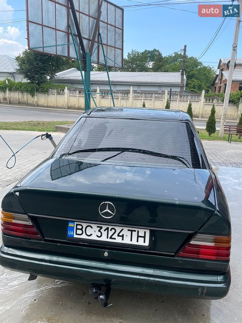 Mercedes-Benz E-Class 1985 VIN WDB1240231A115828 фото оголошення 10 з 13