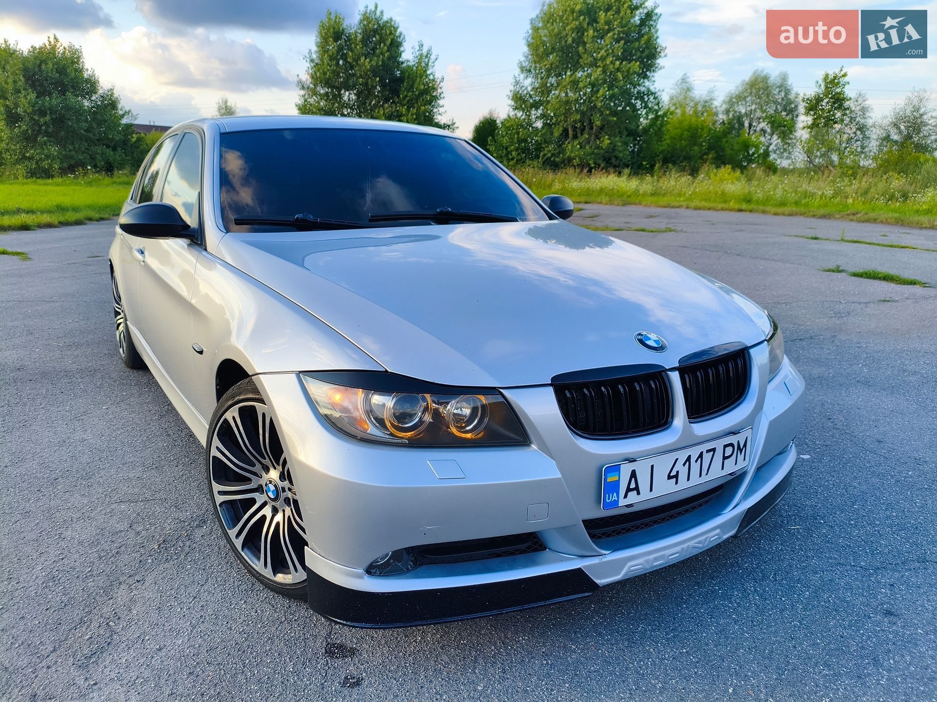 BMW 3 Series 2005 VIN WBAVC31080KU41373 фото оголошення 3 з 18