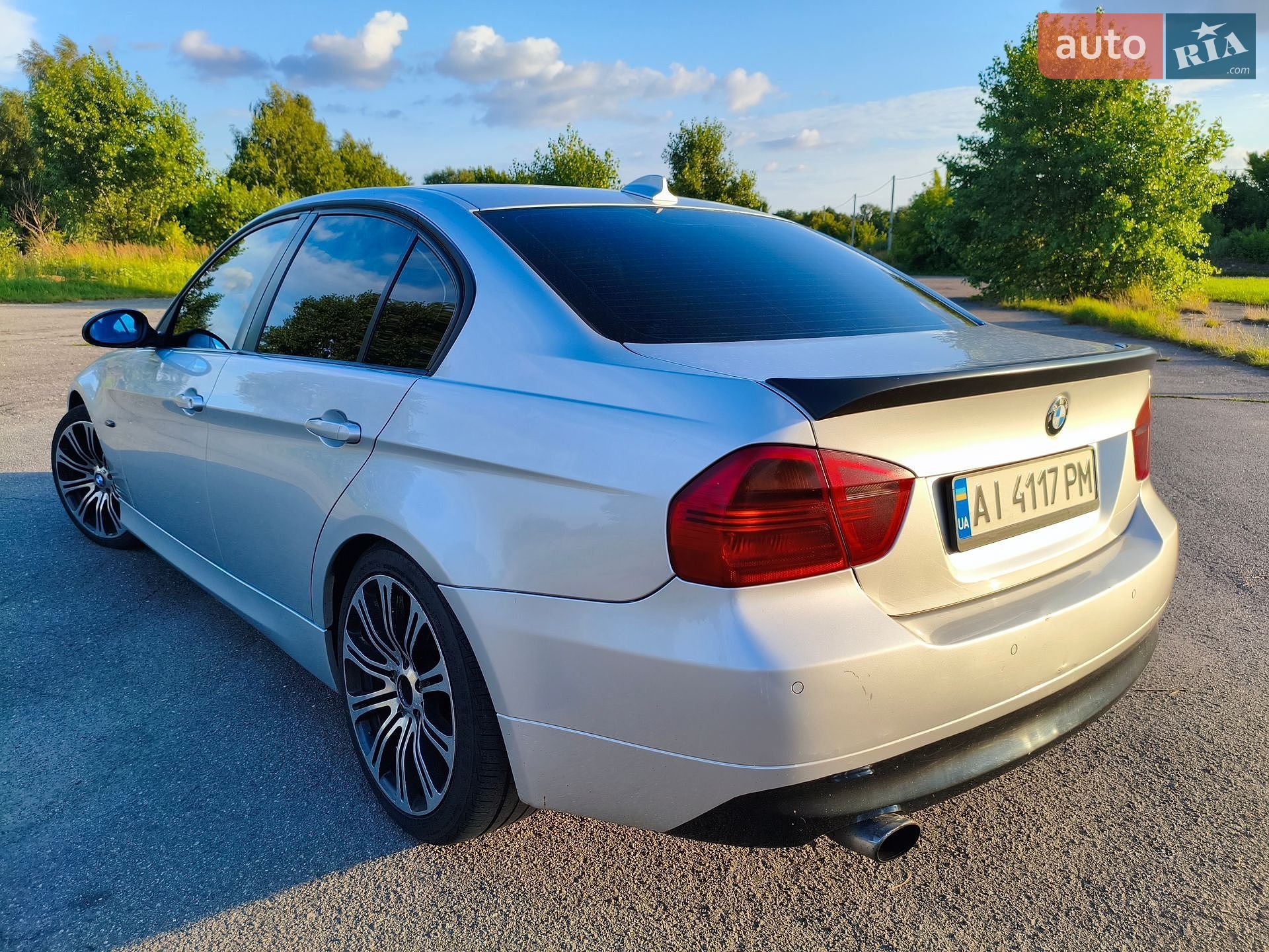 BMW 3 Series 2005 VIN WBAVC31080KU41373 фото оголошення 11 з 18
