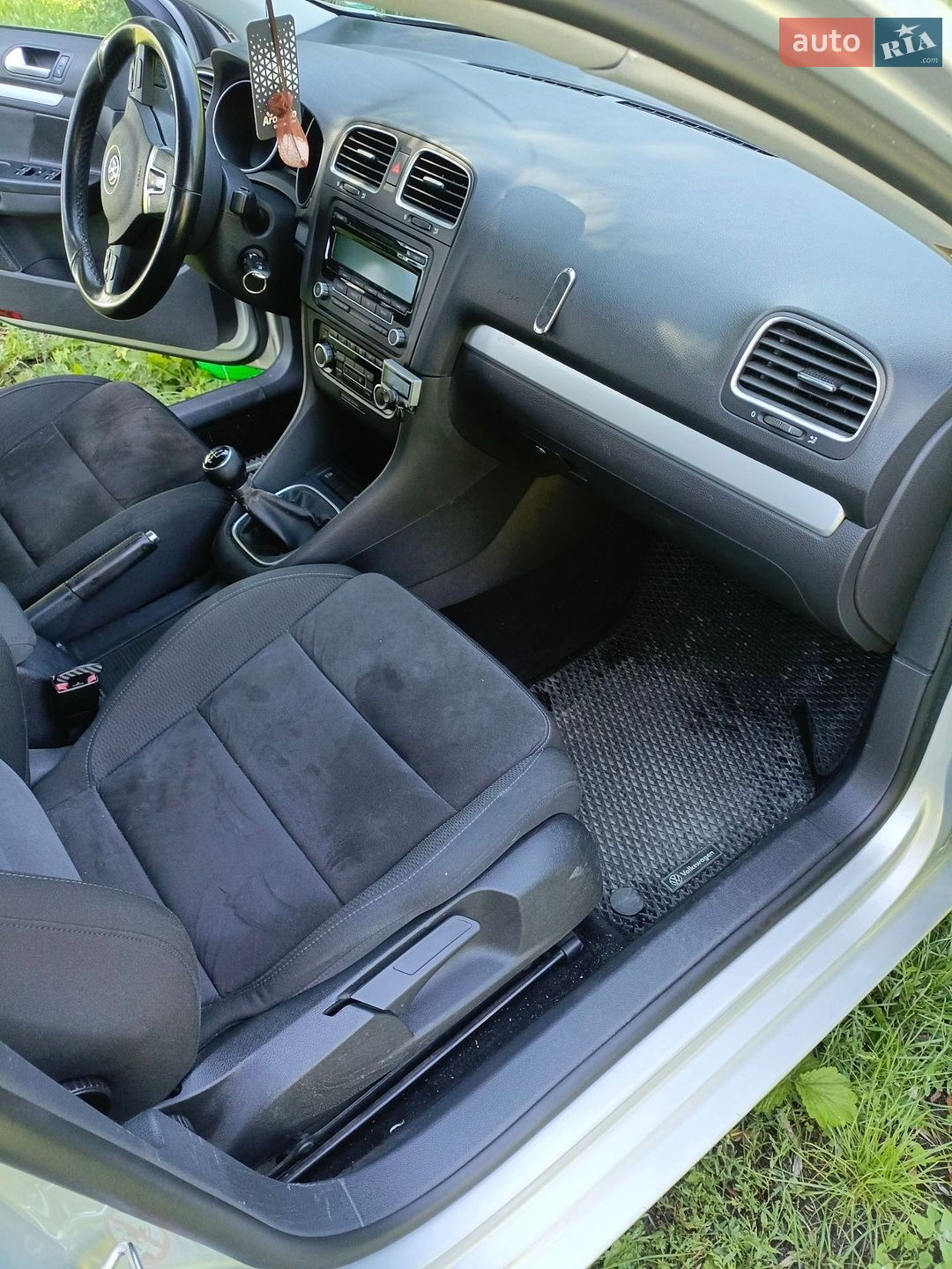 Volkswagen Golf 2010 VIN WVWZZZ1KZBM641136 фото оголошення 4 з 17