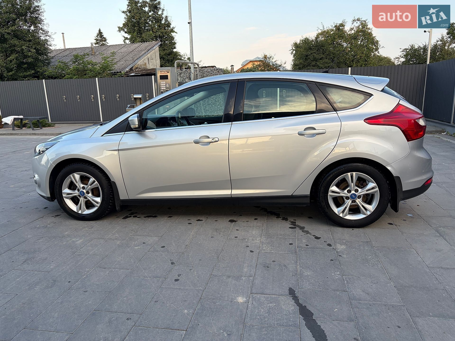 Ford Focus 2012 VIN WF0KXXGCBKCR09823 фото оголошення 7 з 33