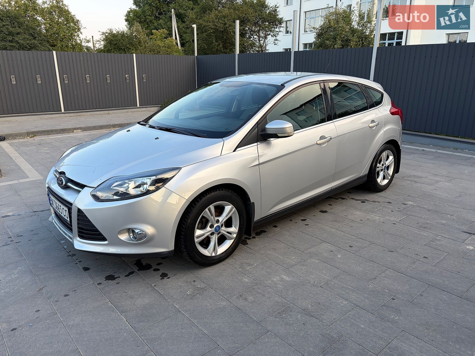 Ford Focus 2012 VIN WF0KXXGCBKCR09823 фото оголошення 8 з 33