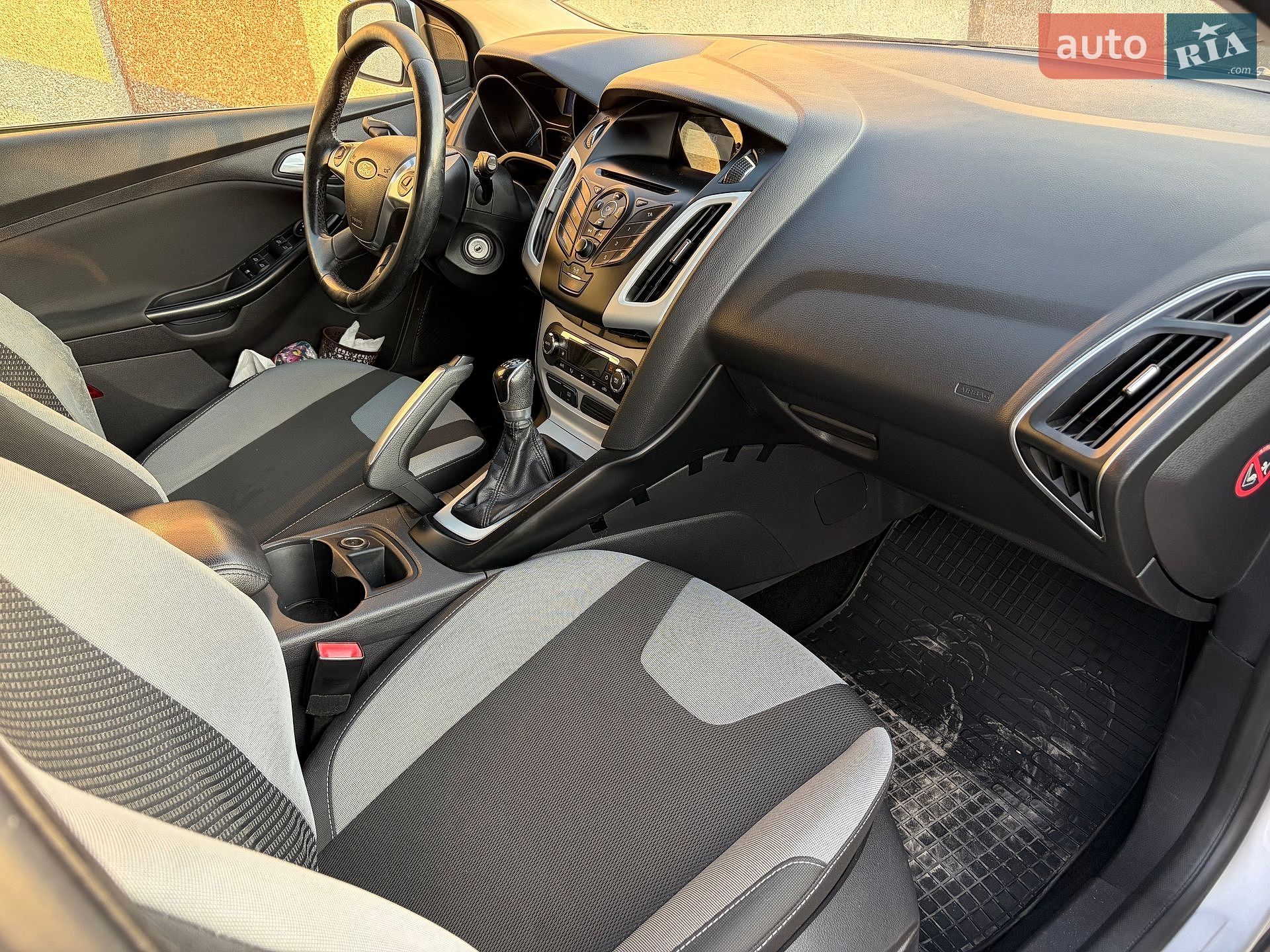 Ford Focus 2012 VIN WF0KXXGCBKCR09823 фото оголошення 20 з 33