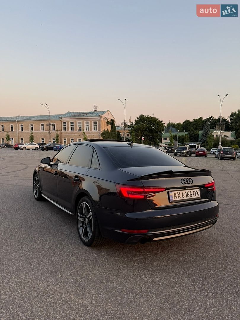 Audi A4 2018 VIN WAUENAF48JN015659 фото оголошення 8 з 20