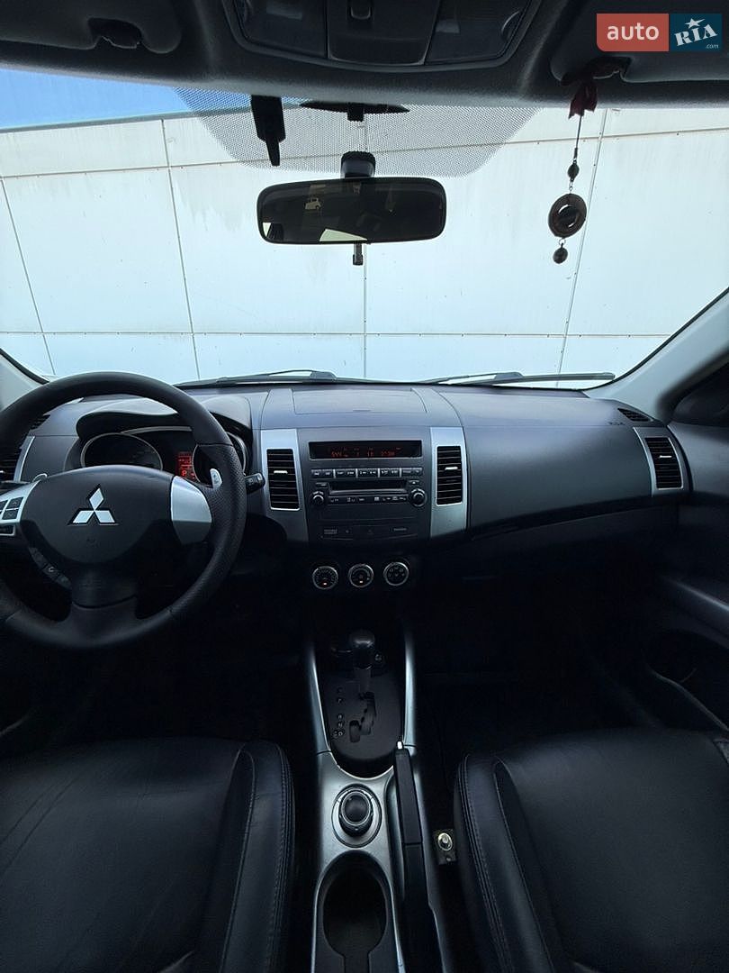 Mitsubishi Outlander XL 2007 VIN JMBXLCW6W7Z001202 фото оголошення 8 з 35