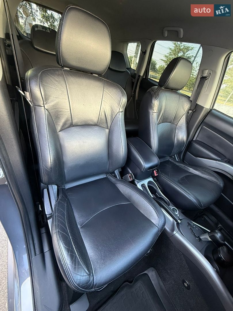 Mitsubishi Outlander XL 2007 VIN JMBXLCW6W7Z001202 фото оголошення 16 з 35