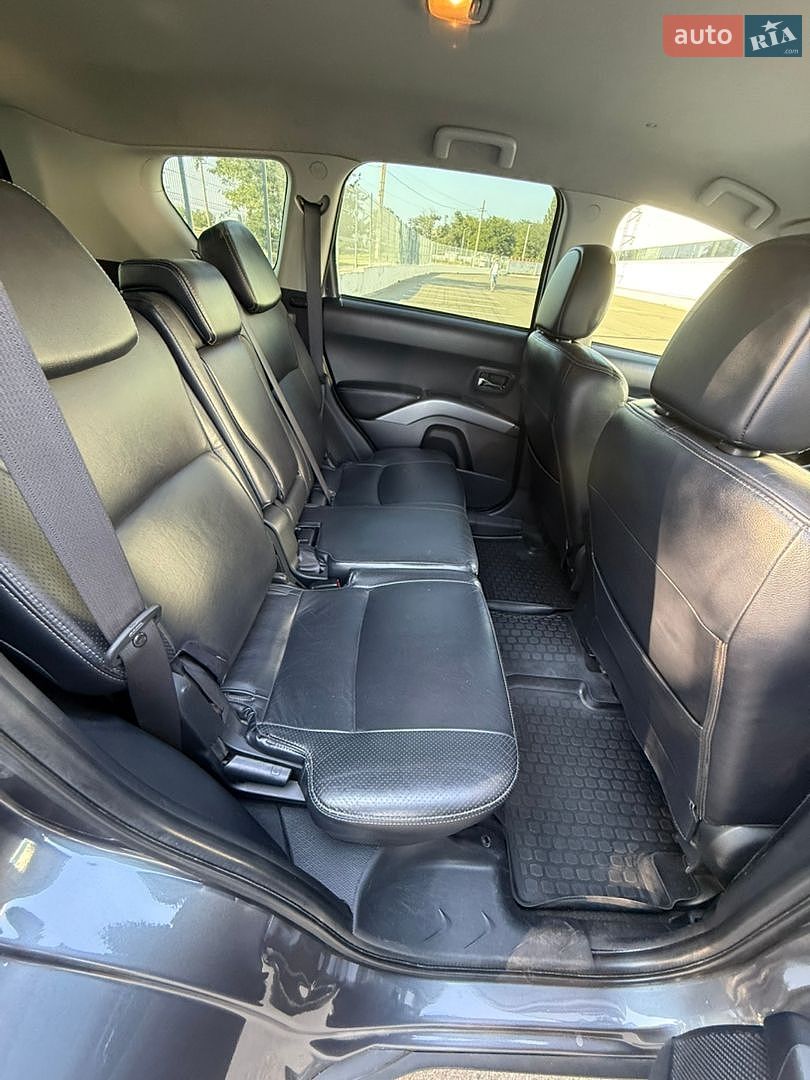 Mitsubishi Outlander XL 2007 VIN JMBXLCW6W7Z001202 фото оголошення 31 з 35