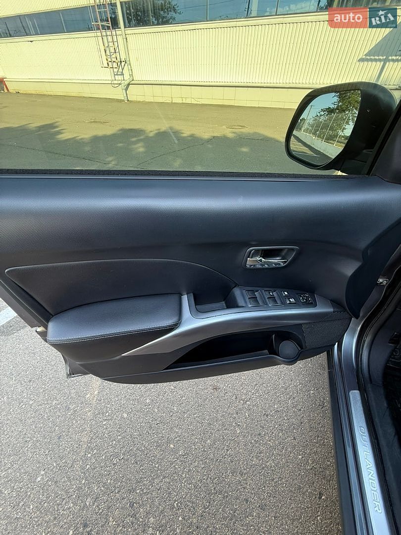 Mitsubishi Outlander XL 2007 VIN JMBXLCW6W7Z001202 фото оголошення 35 з 35