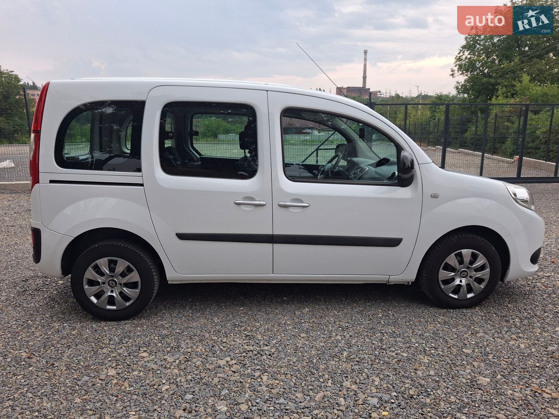 Renault Kangoo 2015 VIN VF1KW41B153905893 фото оголошення 14 з 37