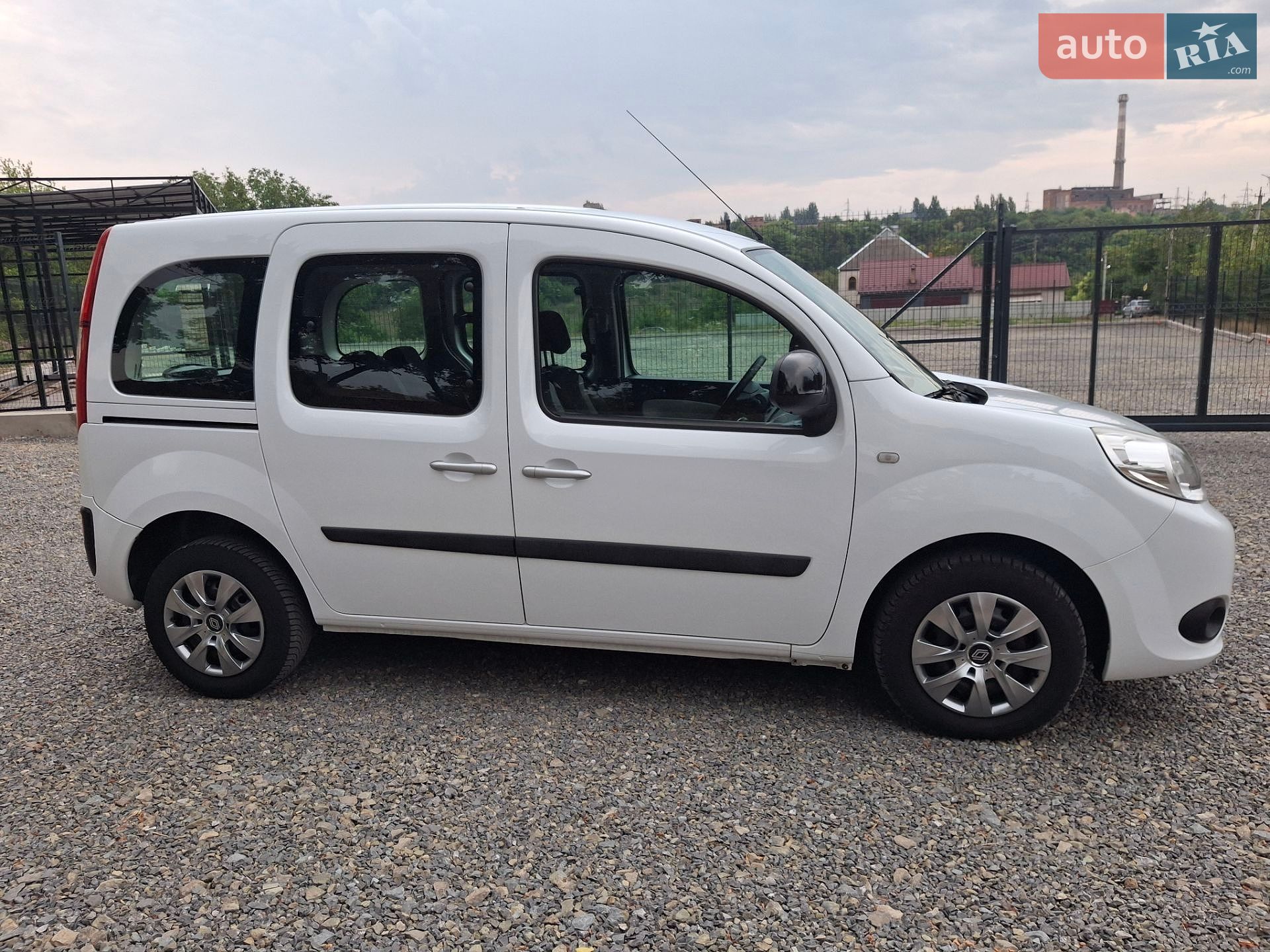Renault Kangoo 2015 VIN VF1KW41B153905893 фото оголошення 16 з 37