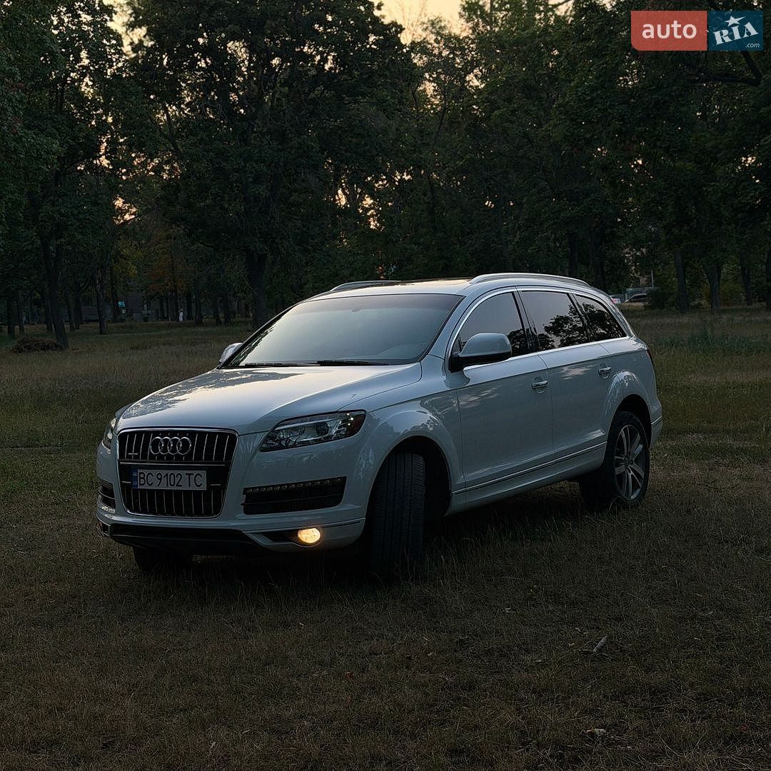 Audi Q7 2013 VIN WA1VMAFE8ED001510 фото оголошення 2 з 26