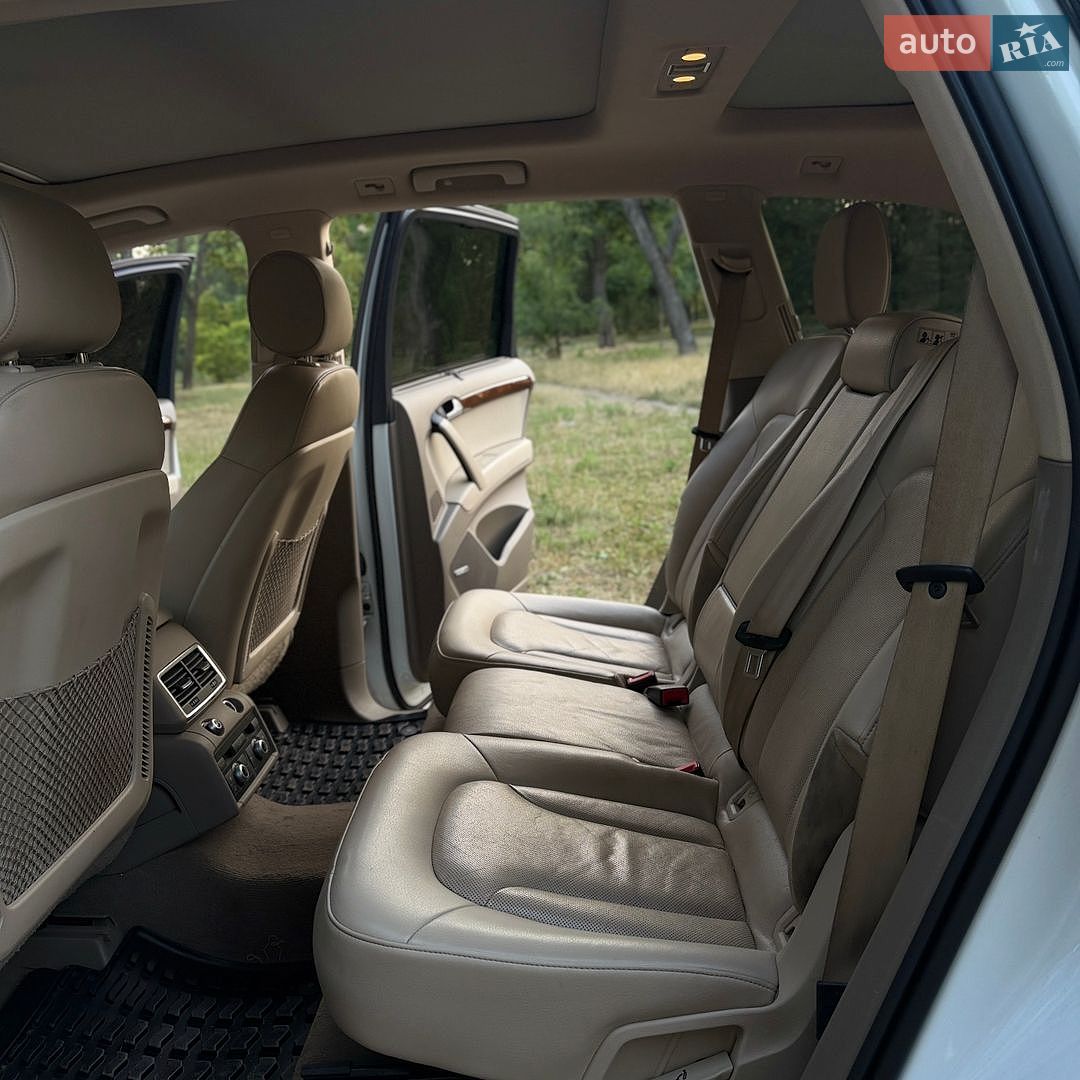 Audi Q7 2013 VIN WA1VMAFE8ED001510 фото оголошення 14 з 26