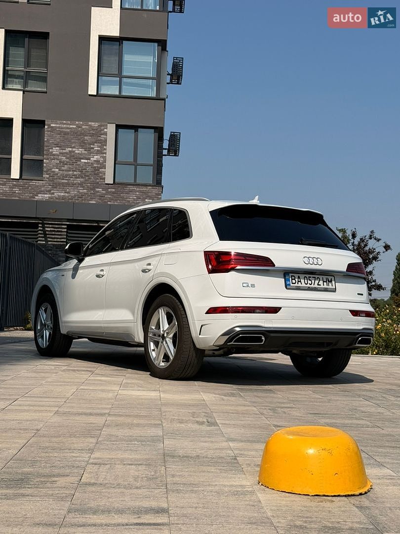 Audi Q5 2025 VIN WA1G2AFY9S2065779 фото оголошення 5 з 20