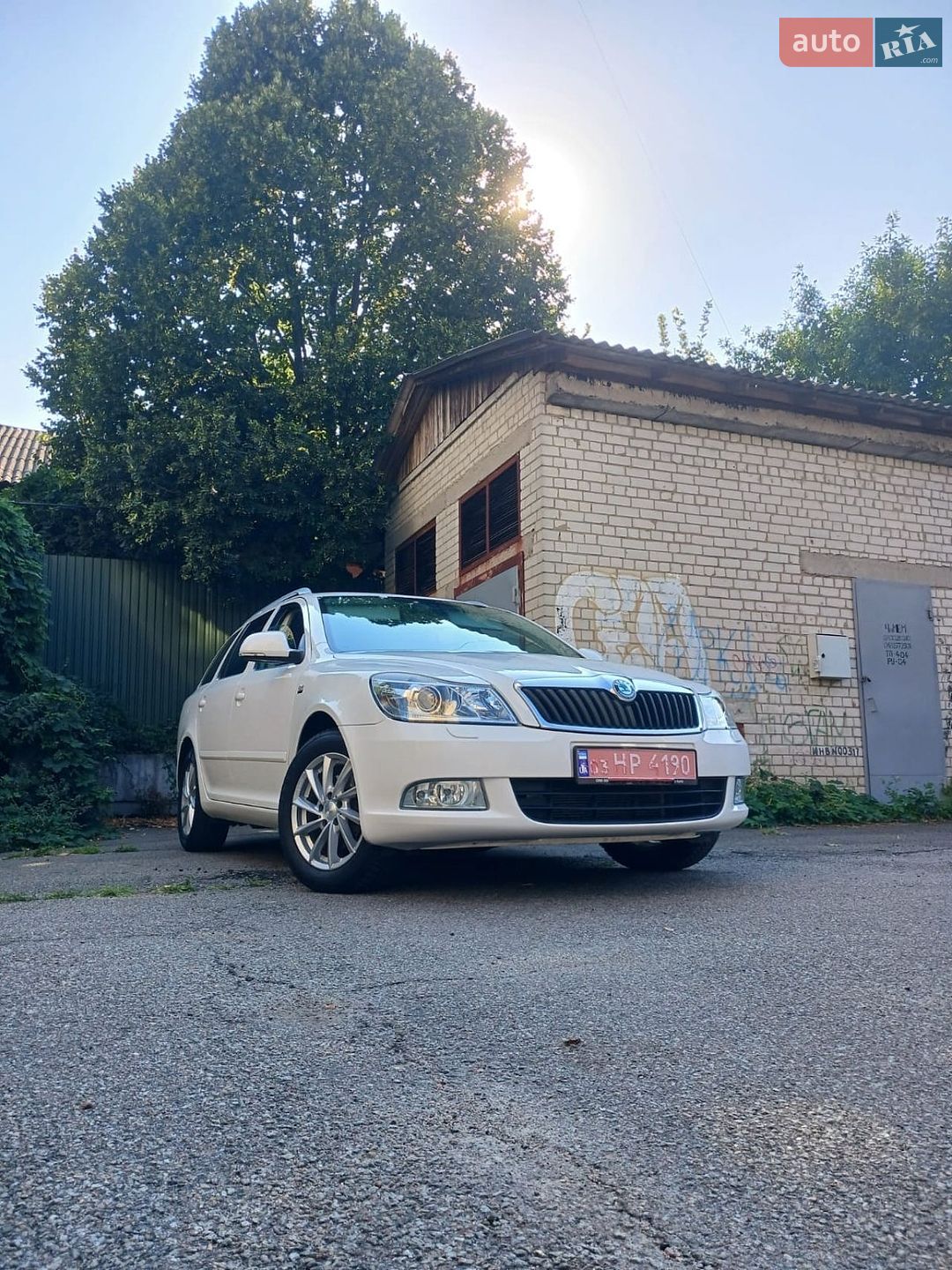 Skoda Octavia 2011 VIN TMBKK61Z8C2007533 фото оголошення 12 з 49