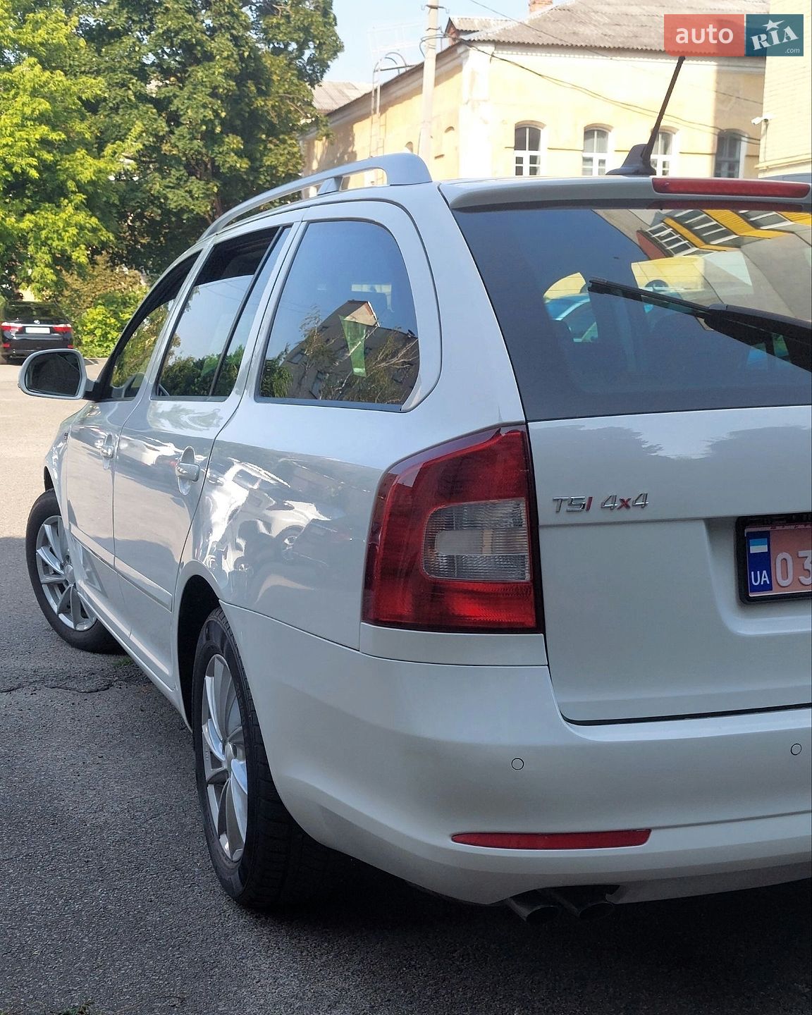 Skoda Octavia 2011 VIN TMBKK61Z8C2007533 фото оголошення 14 з 49