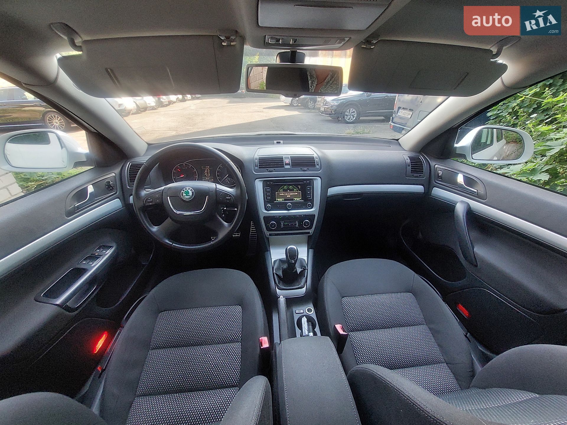 Skoda Octavia 2011 VIN TMBKK61Z8C2007533 фото оголошення 26 з 49