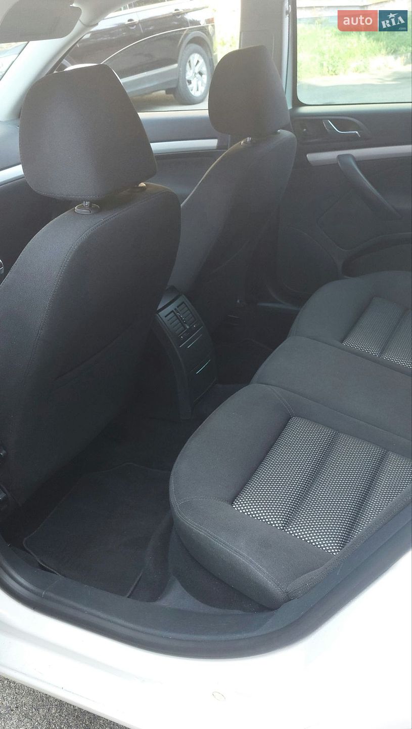 Skoda Octavia 2011 VIN TMBKK61Z8C2007533 фото оголошення 40 з 49