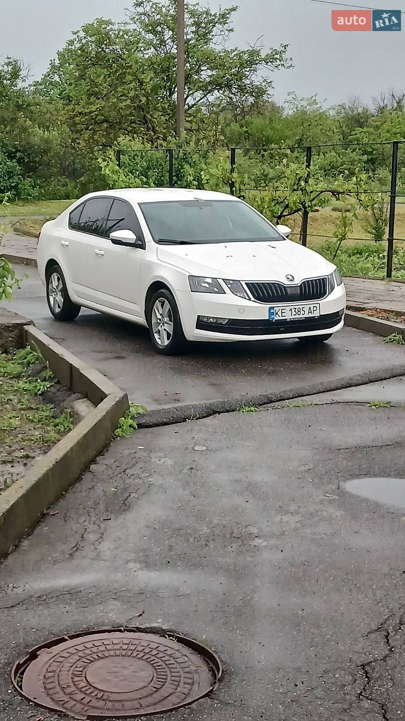 Skoda Octavia 2019 VIN TMBAG7NE9K0142332 фото оголошення 28 з 38