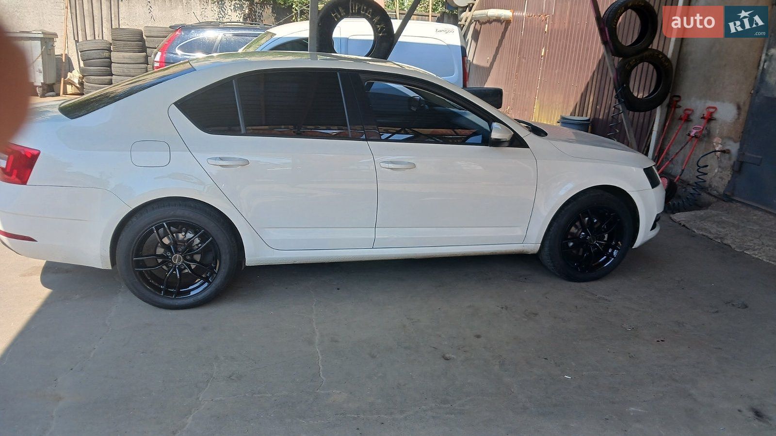 Skoda Octavia 2019 VIN TMBAG7NE9K0142332 фото оголошення 37 з 38