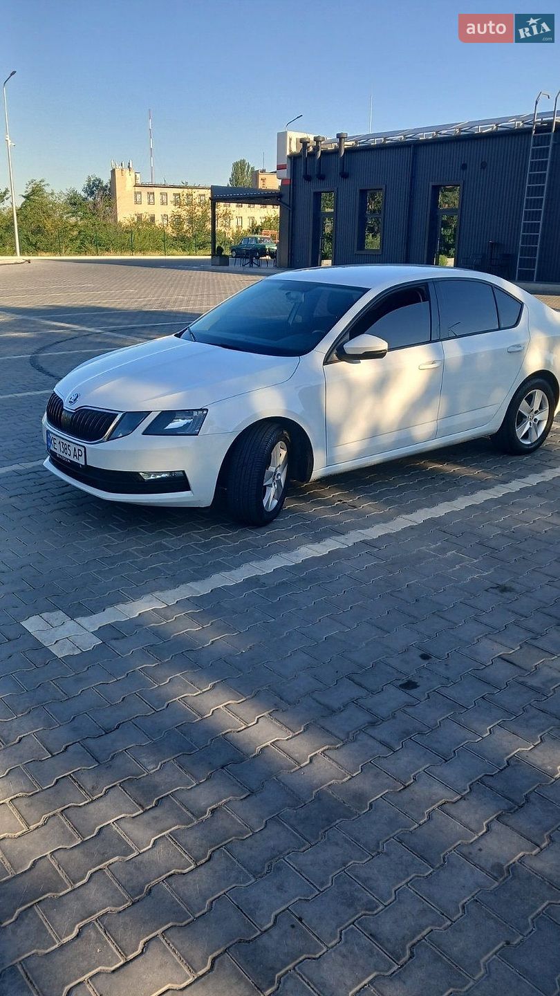 Skoda Octavia 2019 VIN TMBAG7NE9K0142332 фото оголошення 33 з 38