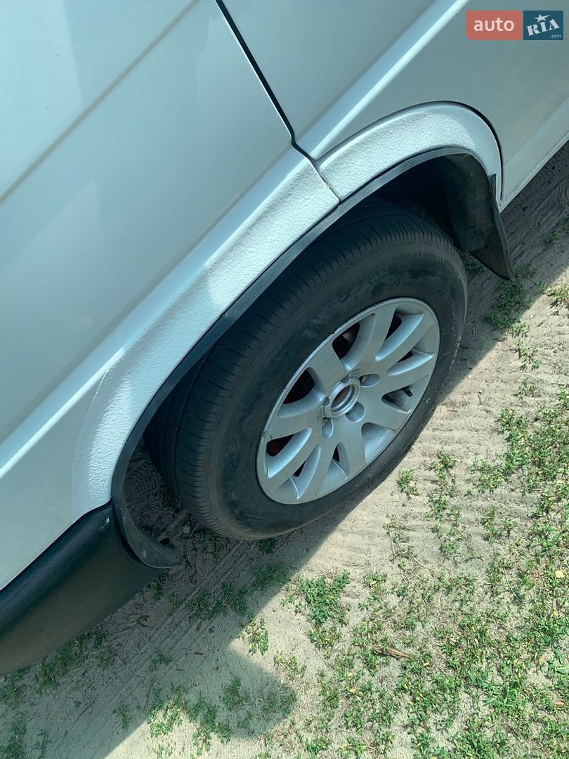 Volkswagen Transporter 1997 VIN WV1ZZZ70ZVH080849 фото оголошення 9 з 12